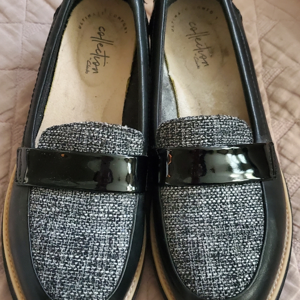 shoes - size 7M
